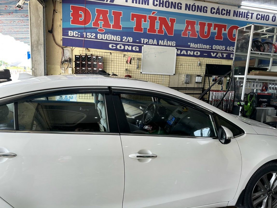Đào tạo nghề nội thất ô tô uy tín