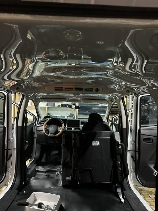 Dạy nghề nội thất ô tô