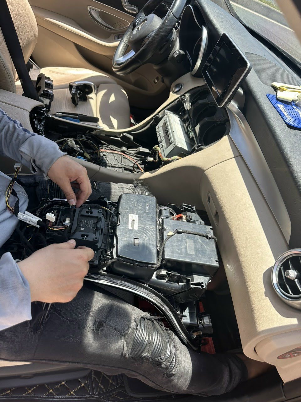 Học nghề làm nội thất ô tô