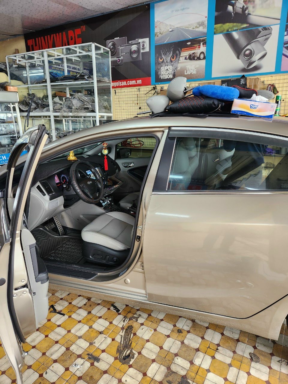 Học nghề nội thất ô tô