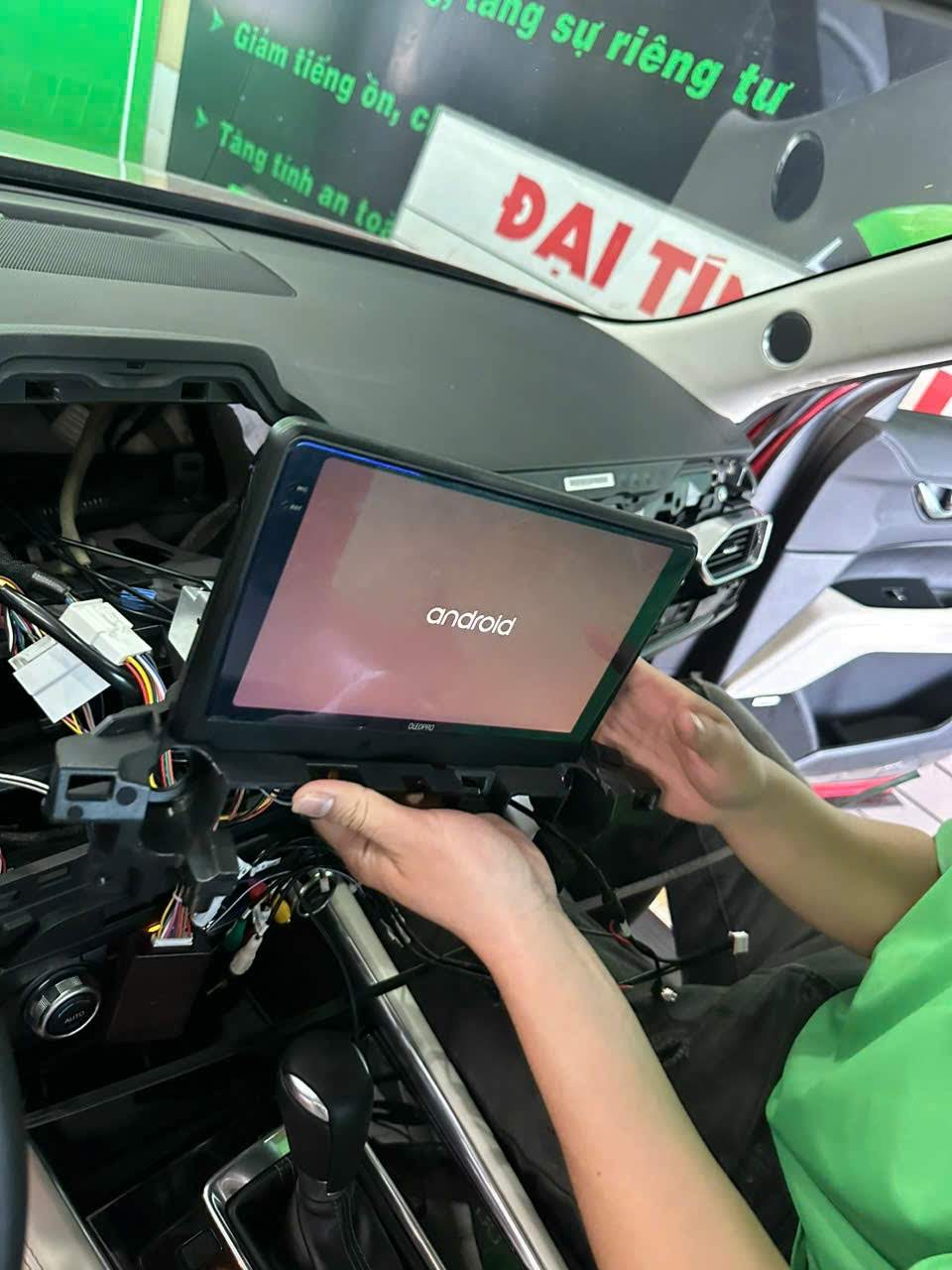 Trung tâm dạy nghề nội thất ô tô